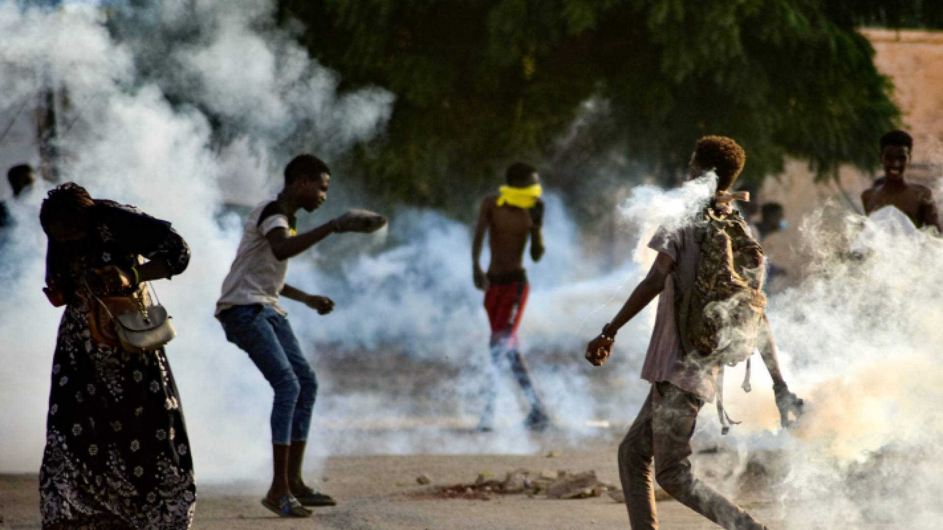 لليوم الرابع على التوالي.. السودانيون يواصلون الاحتجاج على الانقلاب