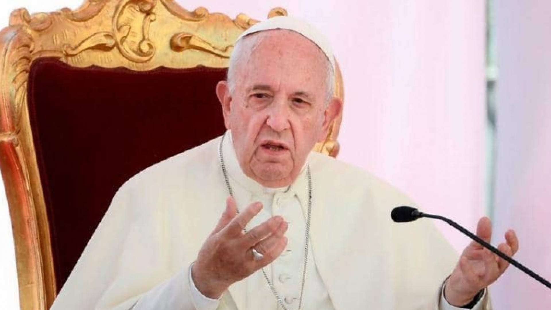 البابا فرانسيس