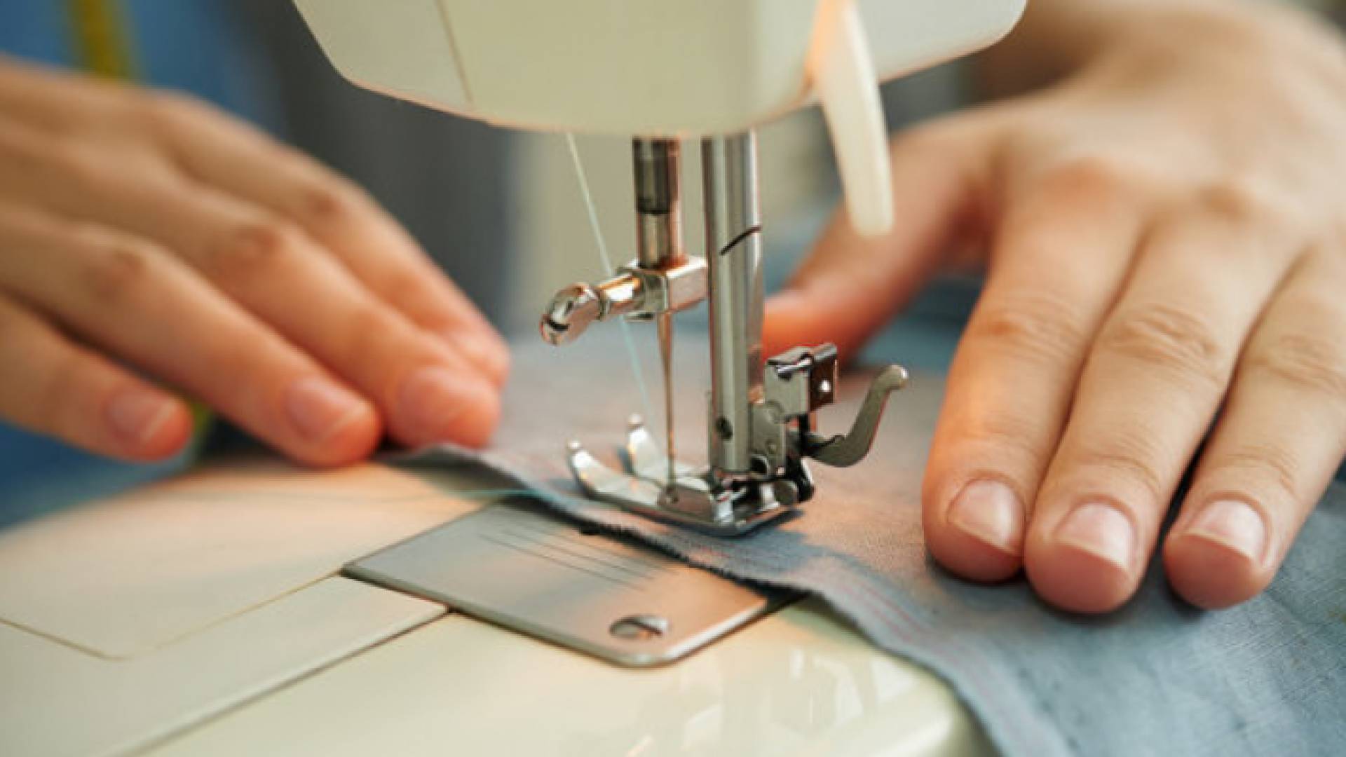 خياطة - تعبيرية