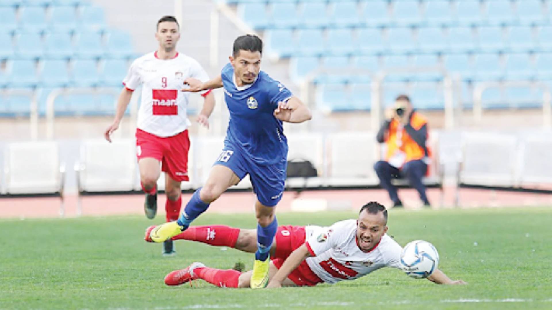 مباراة سابقة في دوري المحترفين