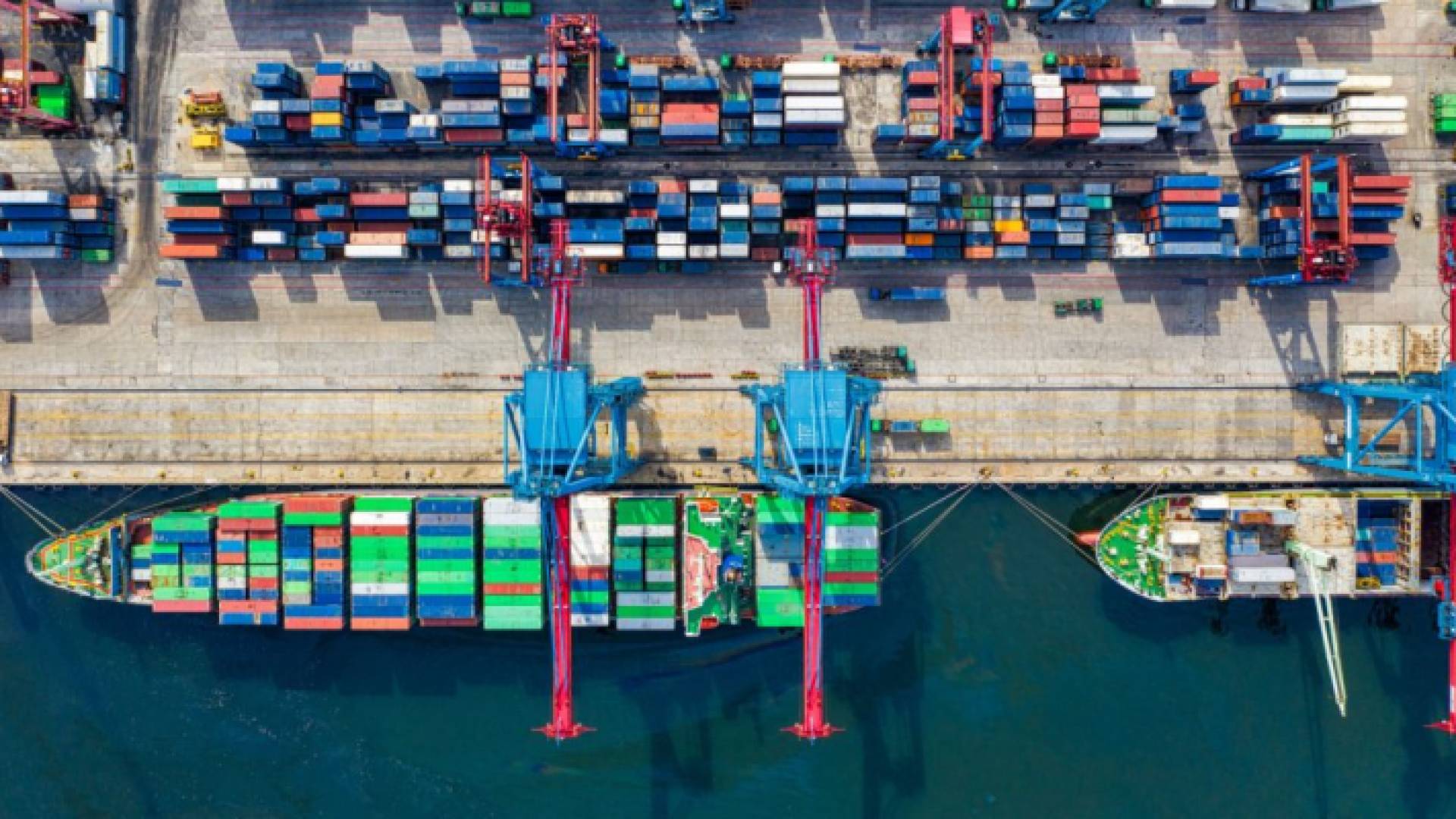 الشحن البحري - ارشيفية