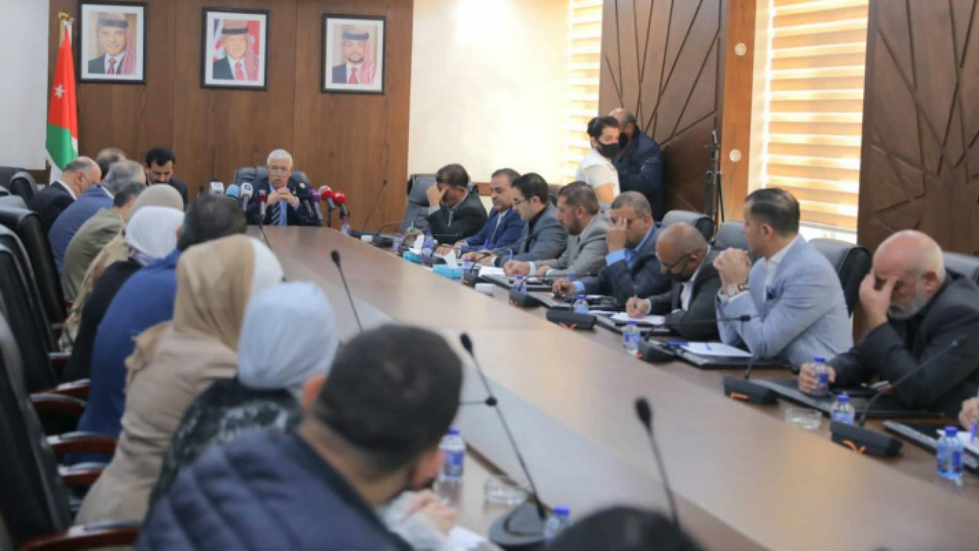 اللجنة الادارية النيابية - ارشيفية