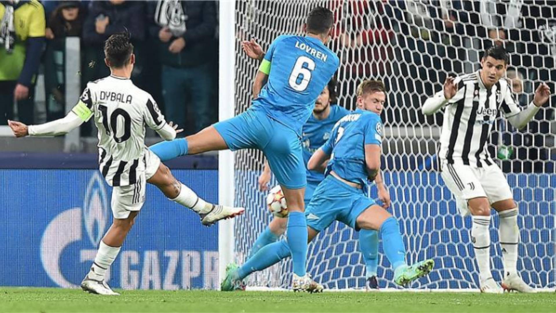 يوفنتوس يبلغ ثمن نهائي الأبطال بفوز عريض على زينيت