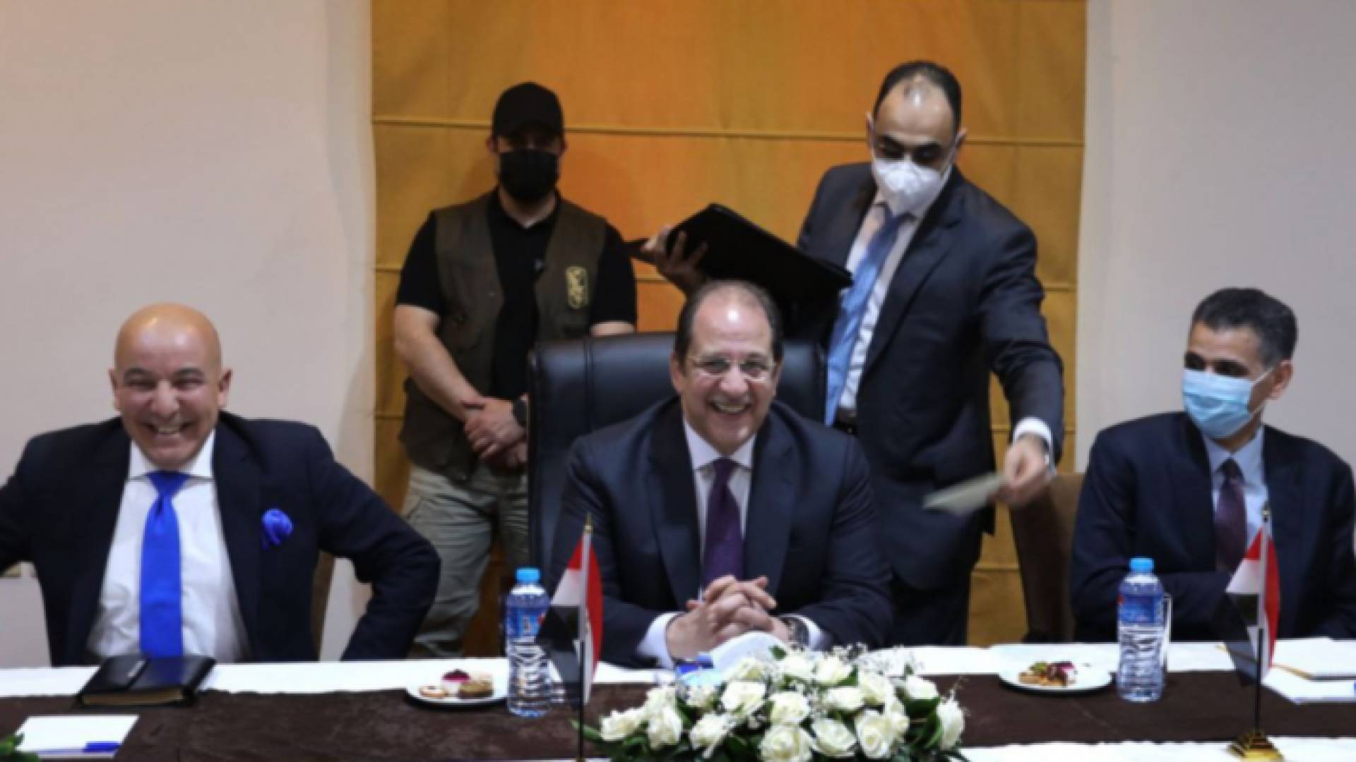 عباس كامل وقادة الفصائل الفلسطينية - أرشيفية