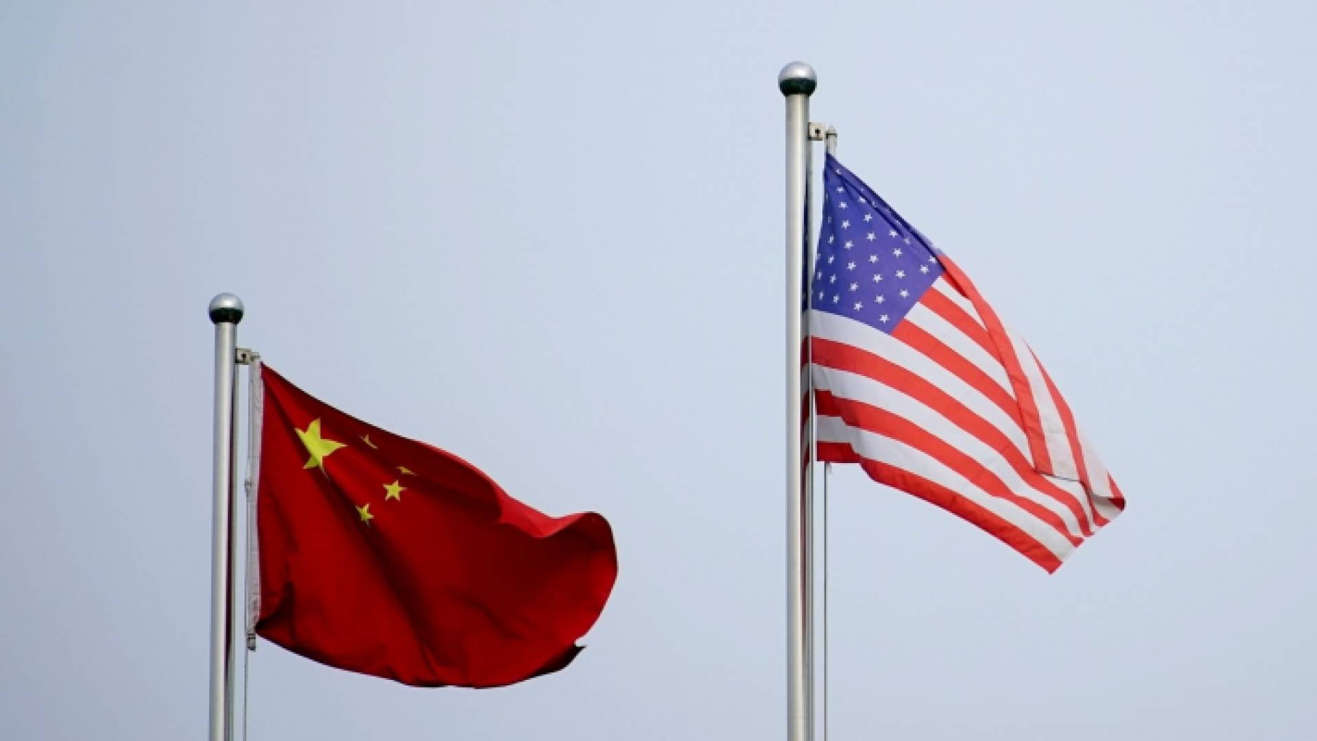 علما أمريكا والصين