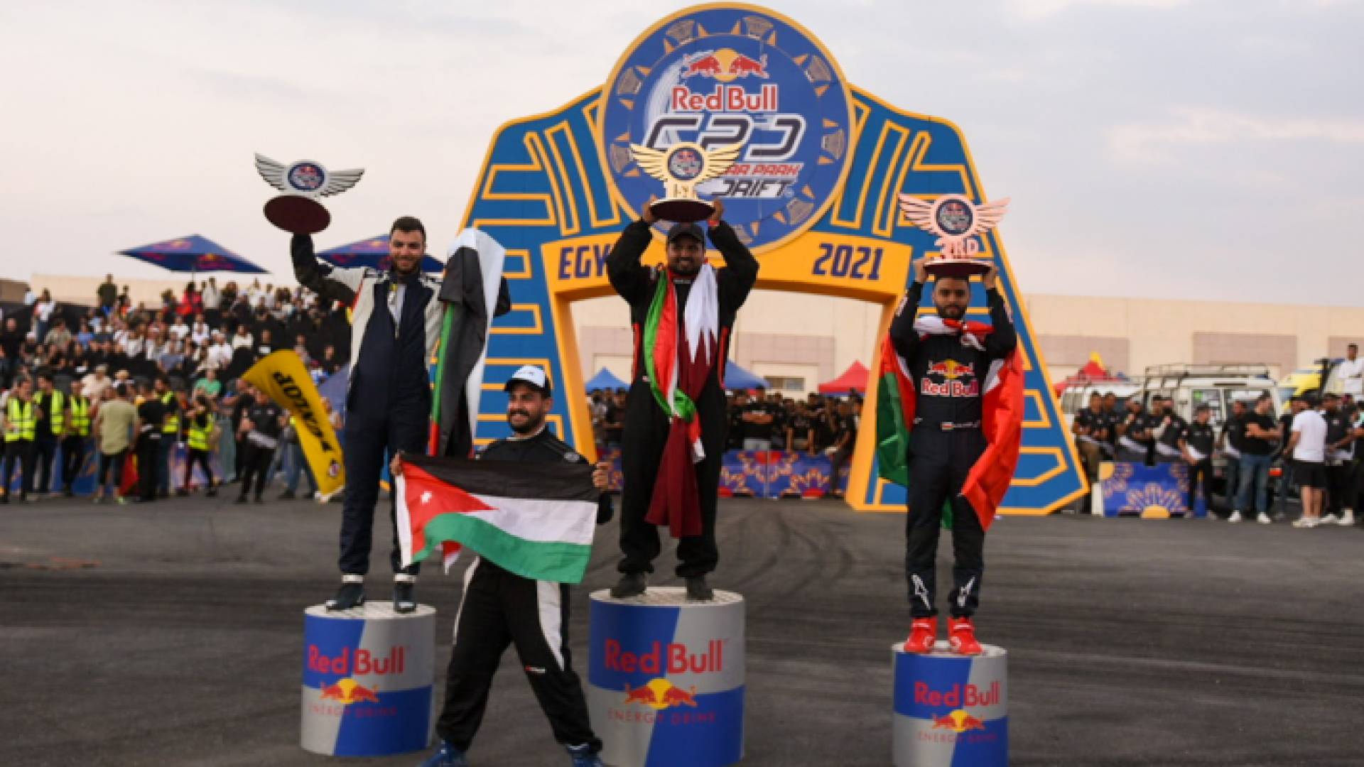 خلال تتويج أبوحسين