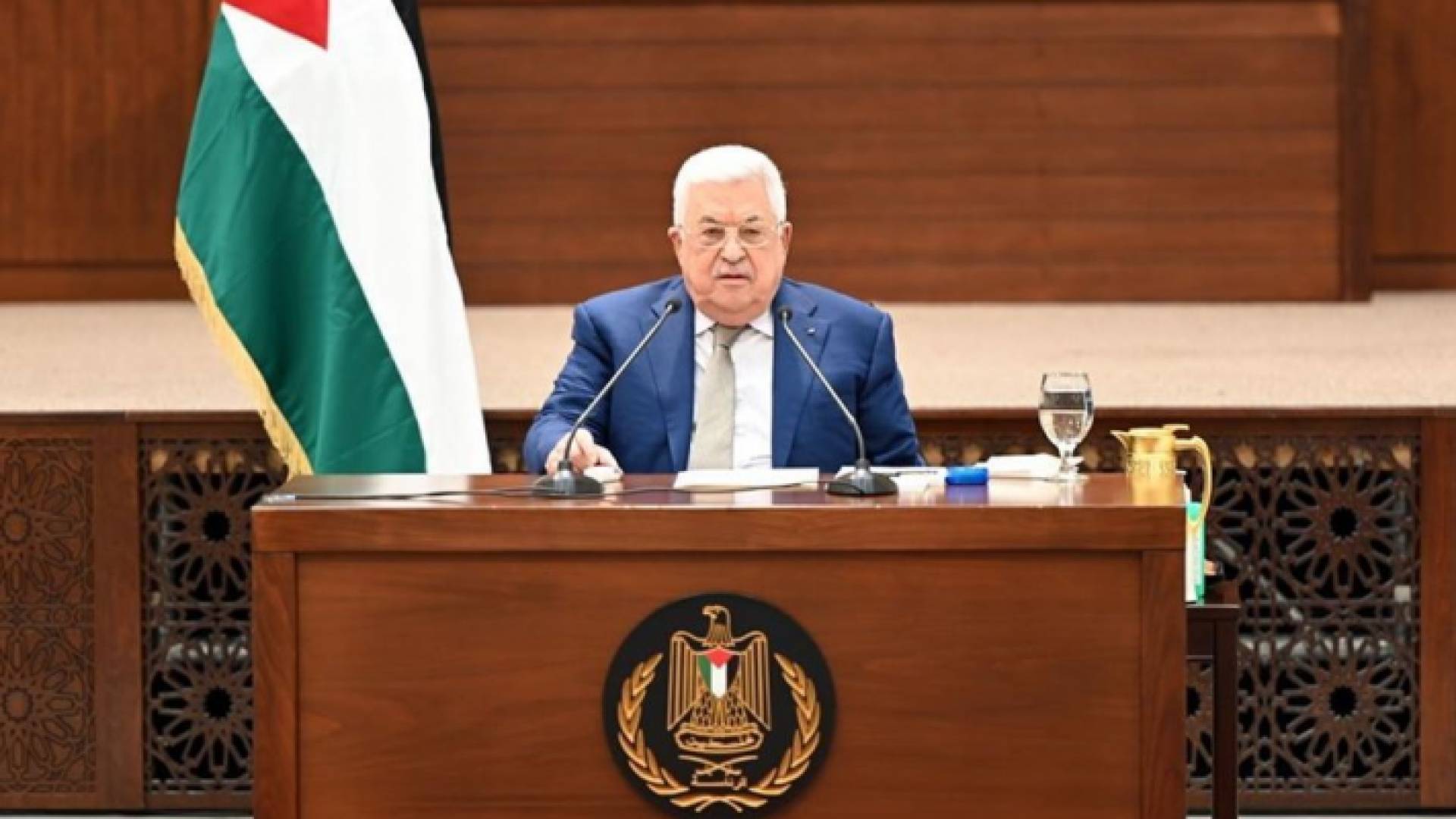 الرئيس محمود عباس