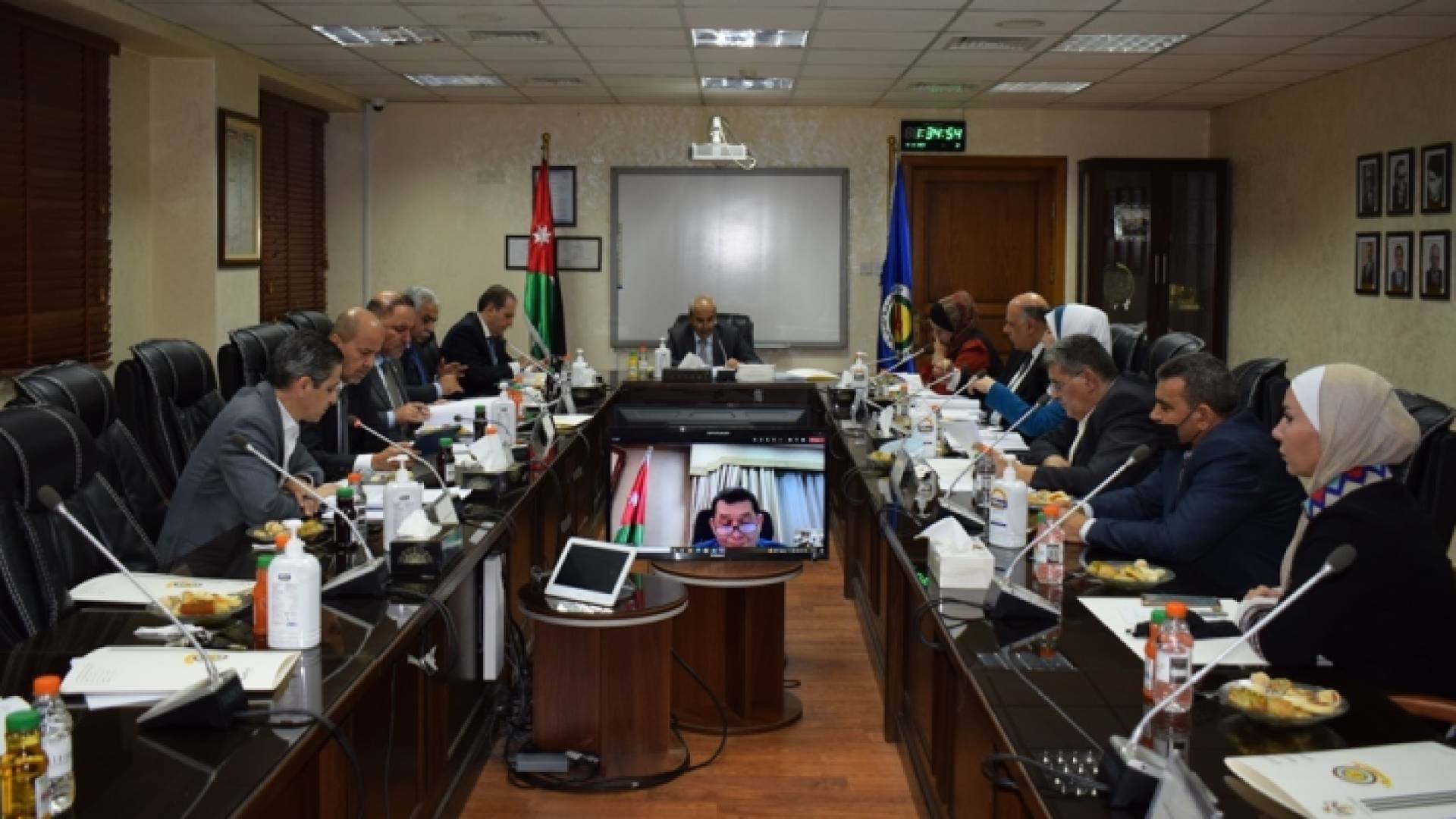 مجلس الخدمة المدنية يعقد جلسته الثامنة لمناقشة قضايا ادارة الموارد البشرية