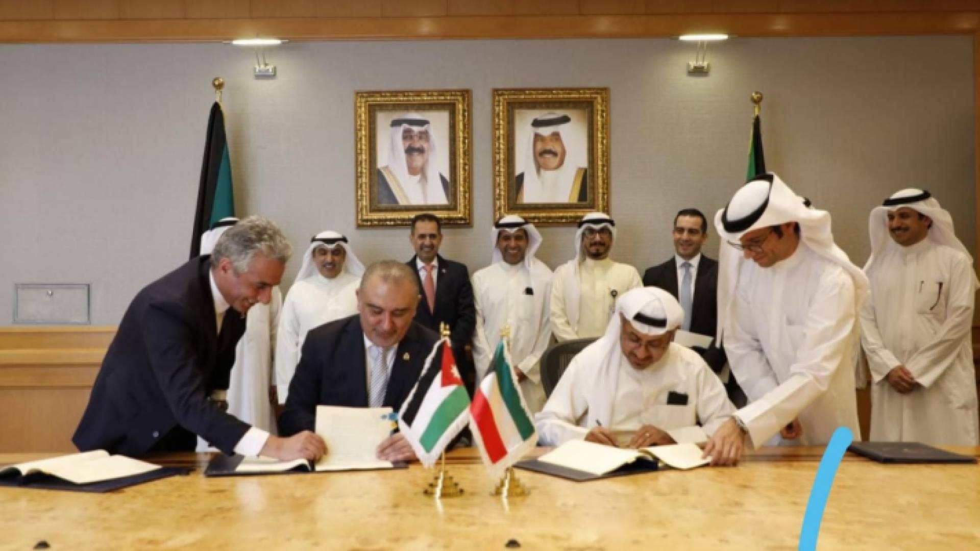 وزير التخطيط يوقع اتفاقيتي مساعدات تنموية كويتية جديدة للأردن بقيمة 80 مليون دولار