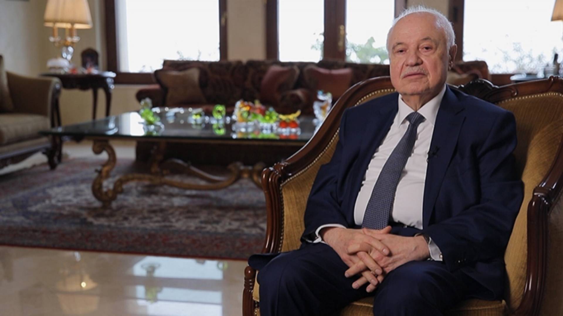 العين الأسبق الدكتور طلال أبوغزالة