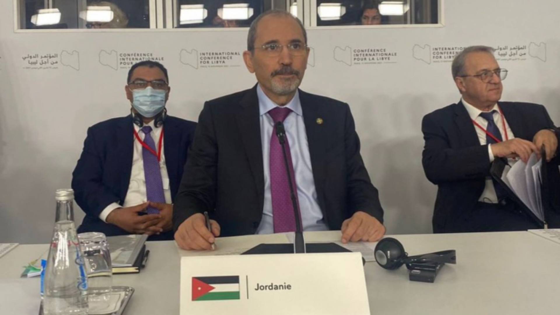 جانب من مشاركة وزير الخارجية وشؤون المغتربين أيمن الصفدي في أعمال المؤتمر الدولي حول ليبيا في باريس