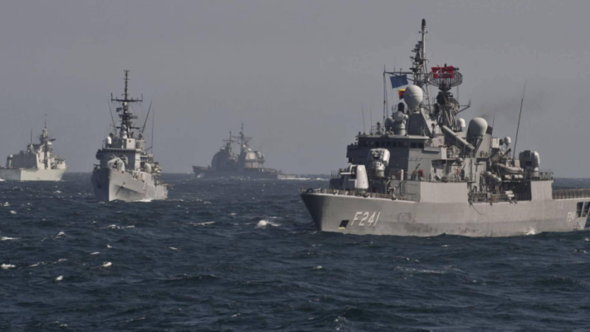 روسيا تلوح بالرد على تواجد قوات إضافية لحلف الناتو في البحر الأسود