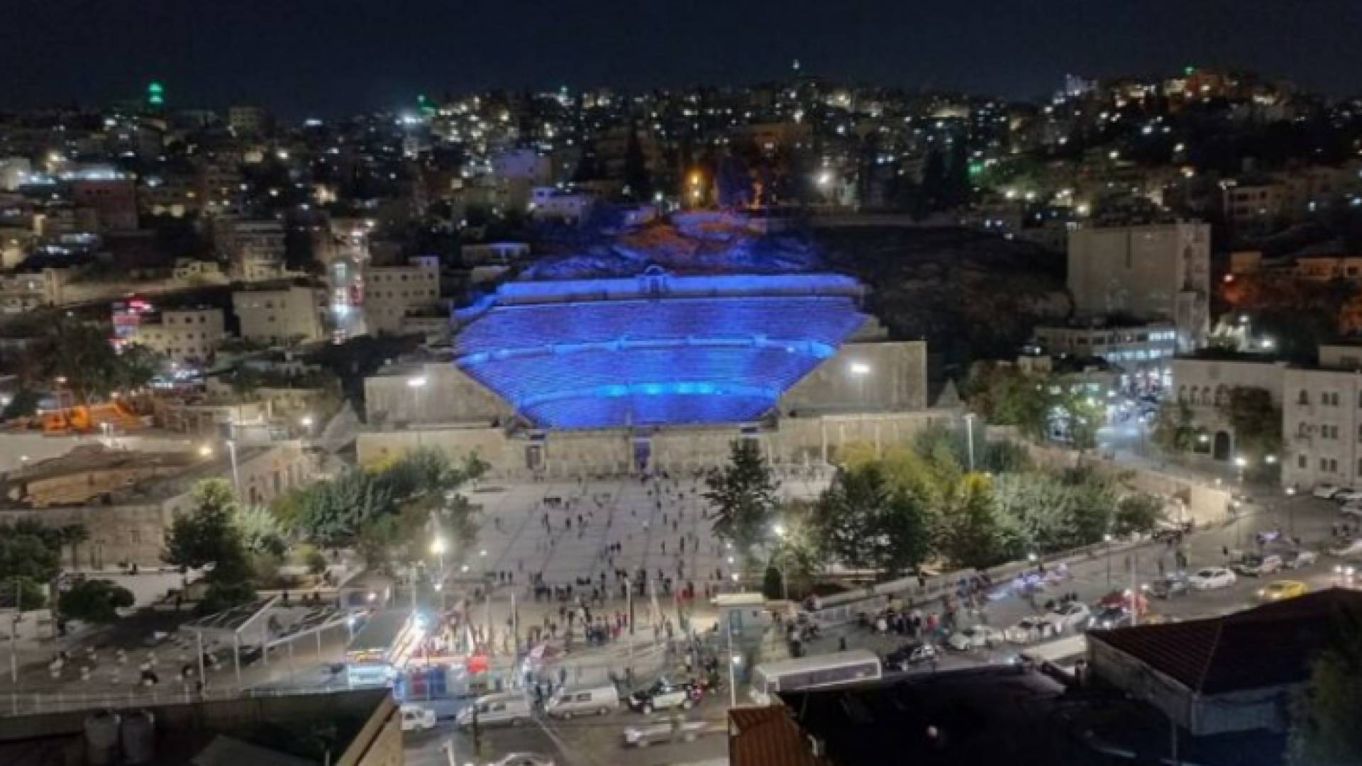 إضاءة معالم العاصمة احتفاء باليوم الوطني للأردن - صور