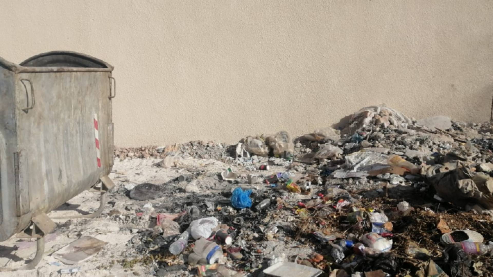 حاوية نفايات