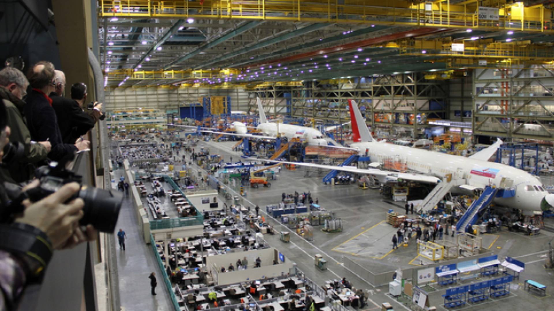 "ايرباص" تحصل طلبية بمجموع 255 طائرة "ايه 321" من أربع شركات