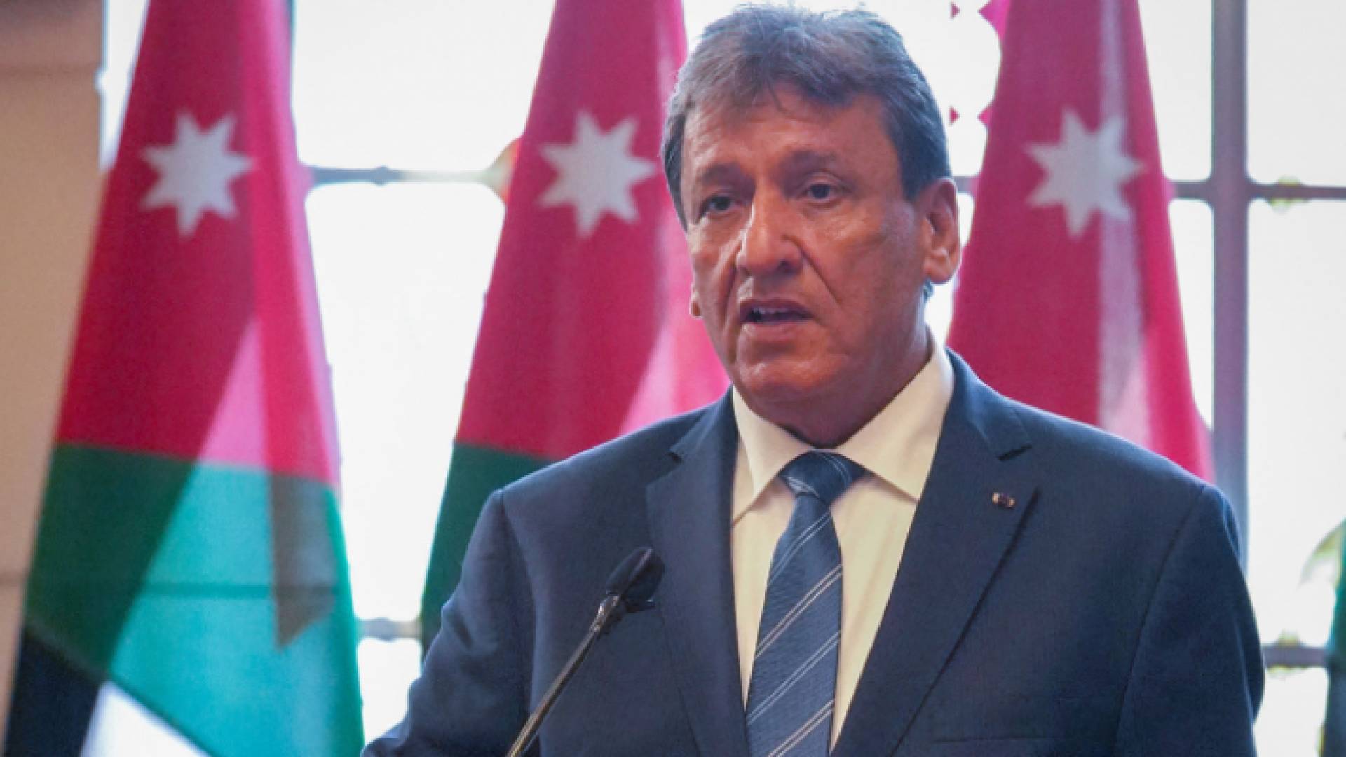 وزير النقل وجيه عزايزة