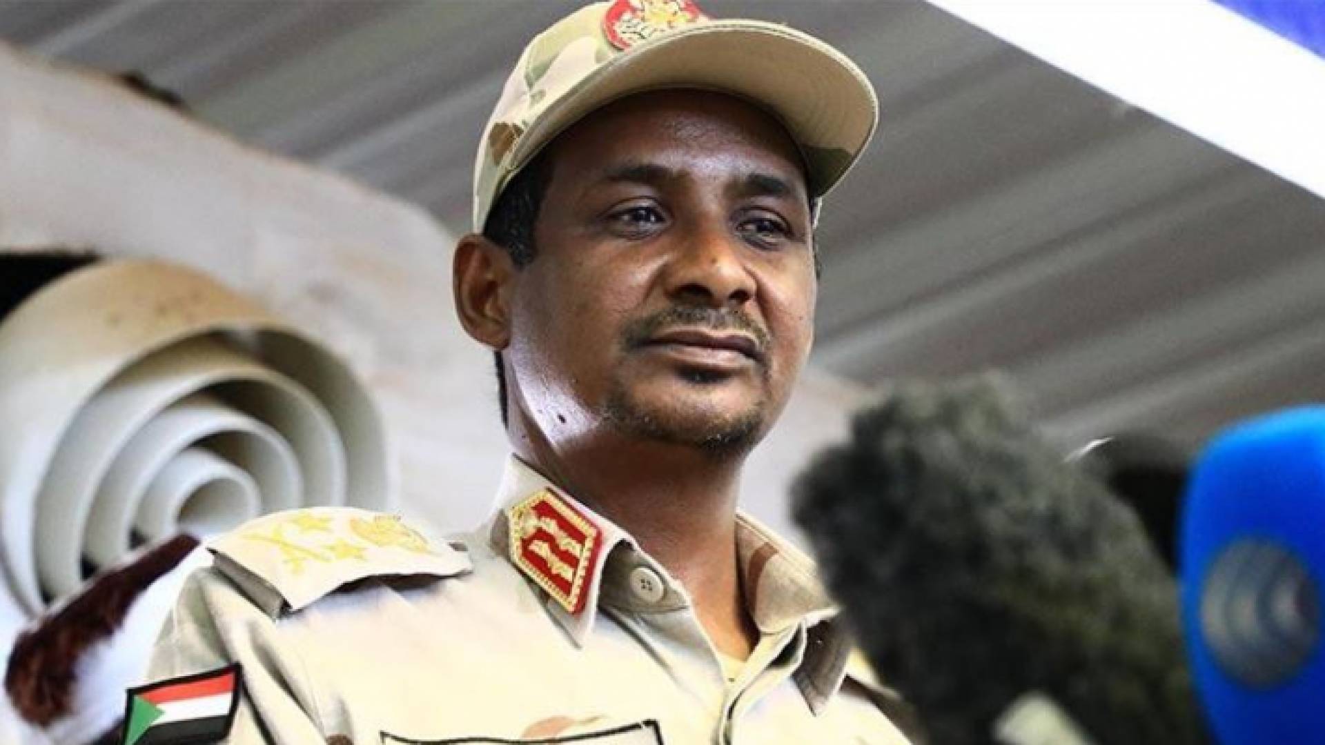 النائب الأول لرئيس مجلس السيادة في السودان محمد حمدان دقلو المعروف بـ"حميدتي"