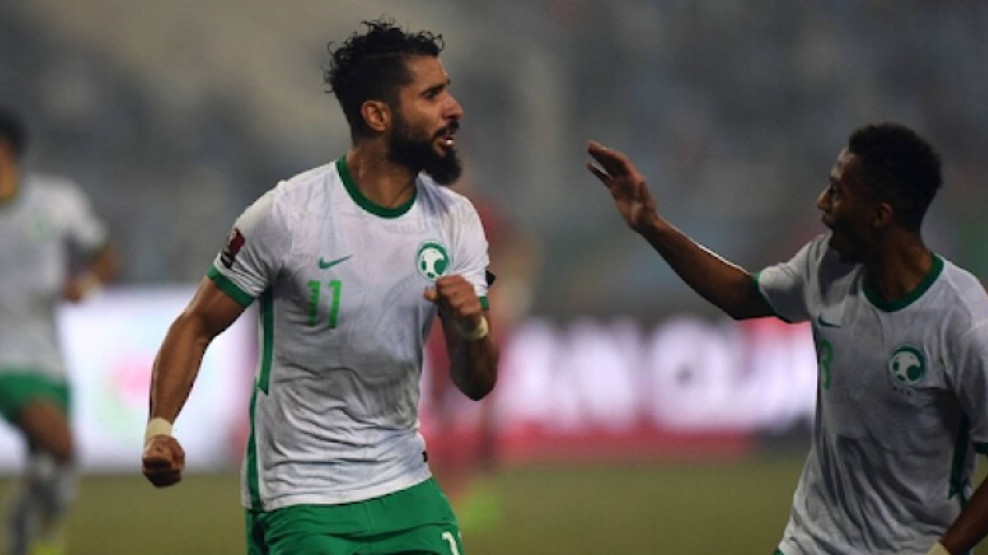 صالح الشهري يحتفل بتسجيله هدف الفوز للمنتخب السعودي في مرمى فيتنام