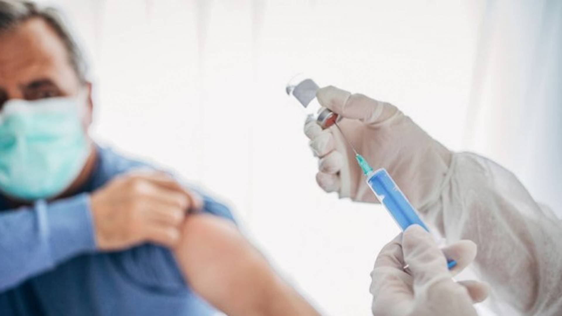 حقنة من لقاح كورونا