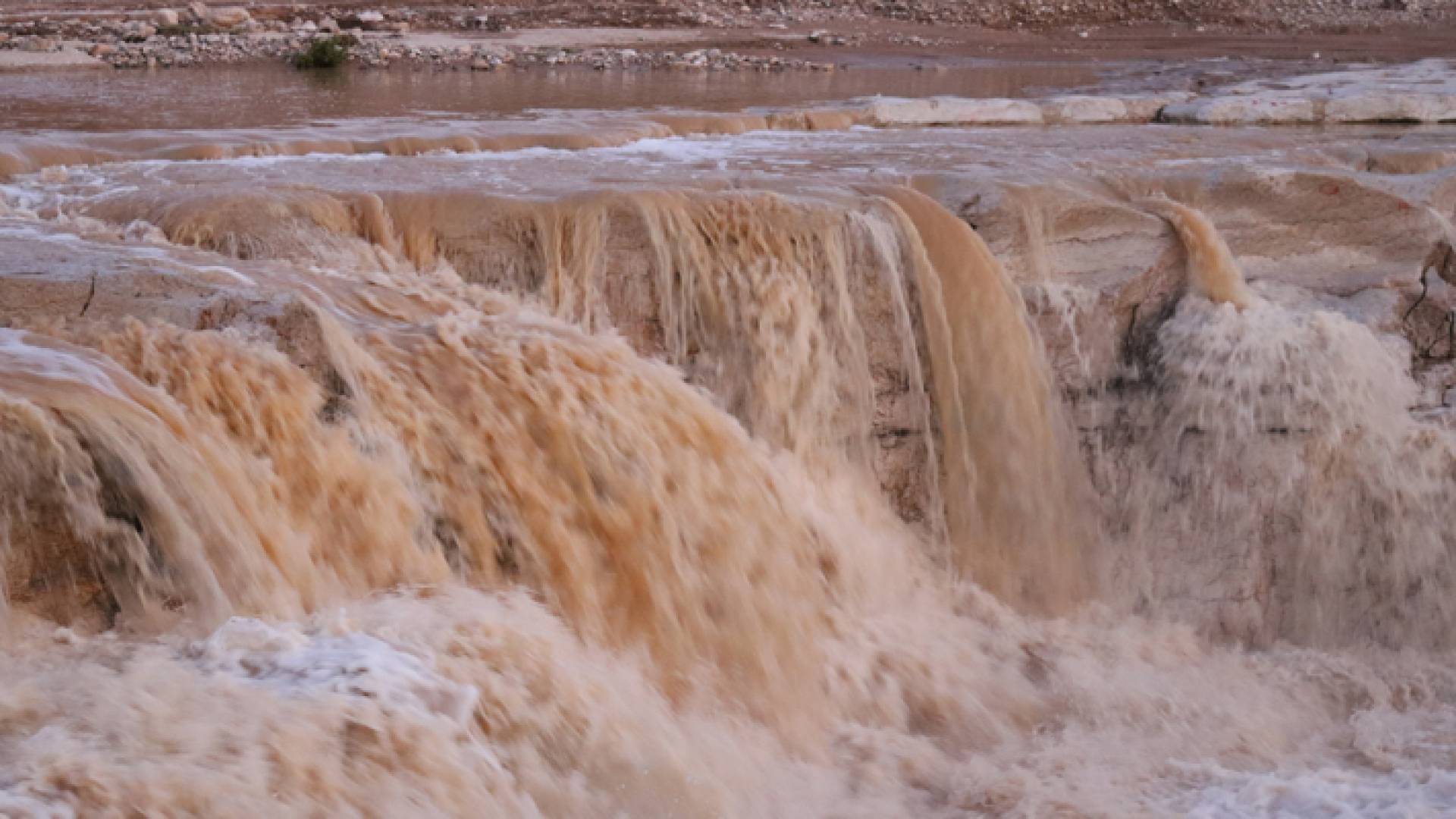 هطول أمطار الأردن