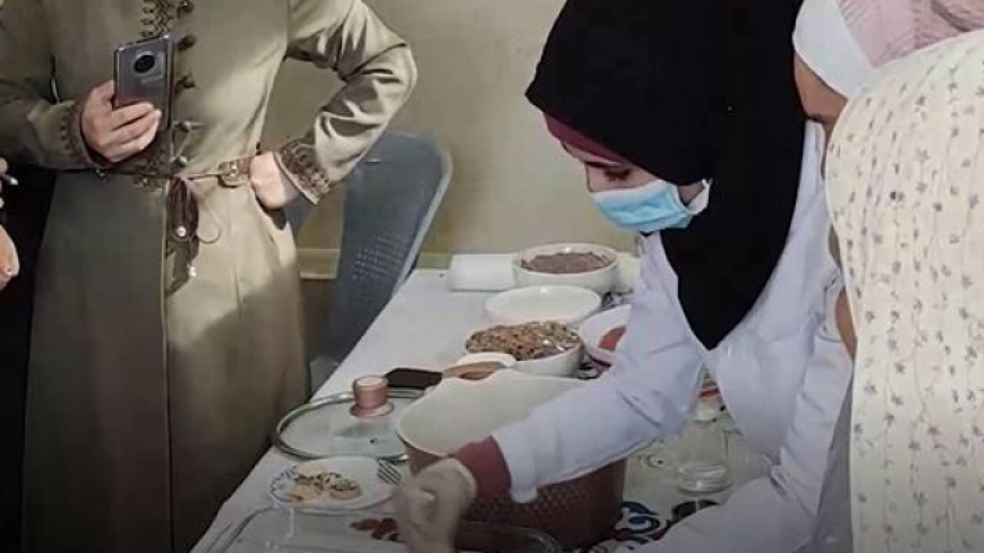 المدراس الحقلية تسهم في ادخال صناعات غذائية بيتية جديدة