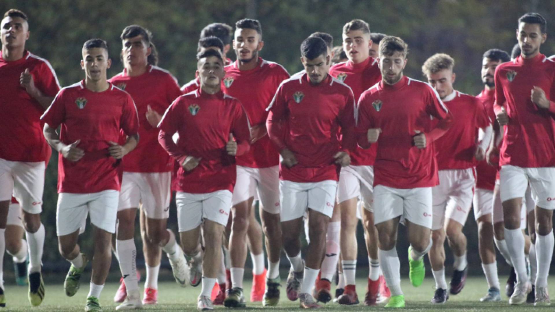 من تدريبات منتخب الشباب السابق على ملعب البولو - (من المصدر)