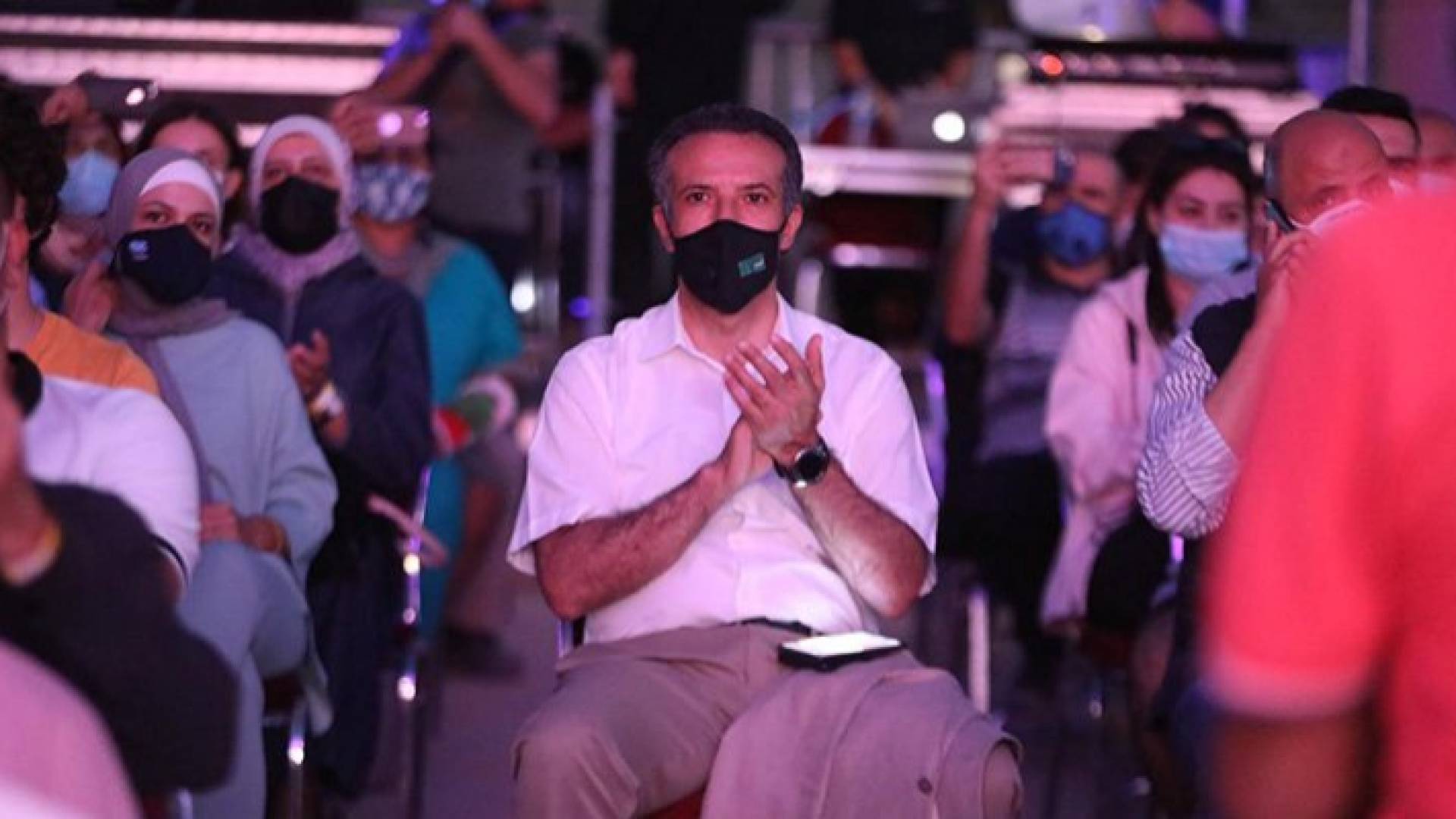 وزير السياحة والأثار نايف الفايز