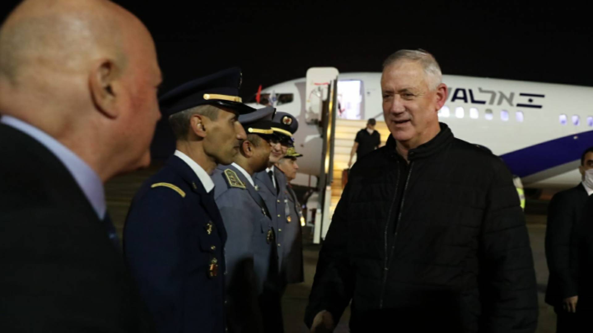 غانتس يصل إلى الرباط في أول زيارة لوزير دفاع من الاحتلال الإسرائيلي إلى المغرب