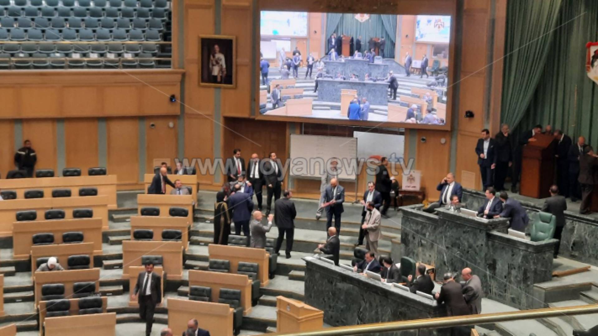 جانب من الجلسة