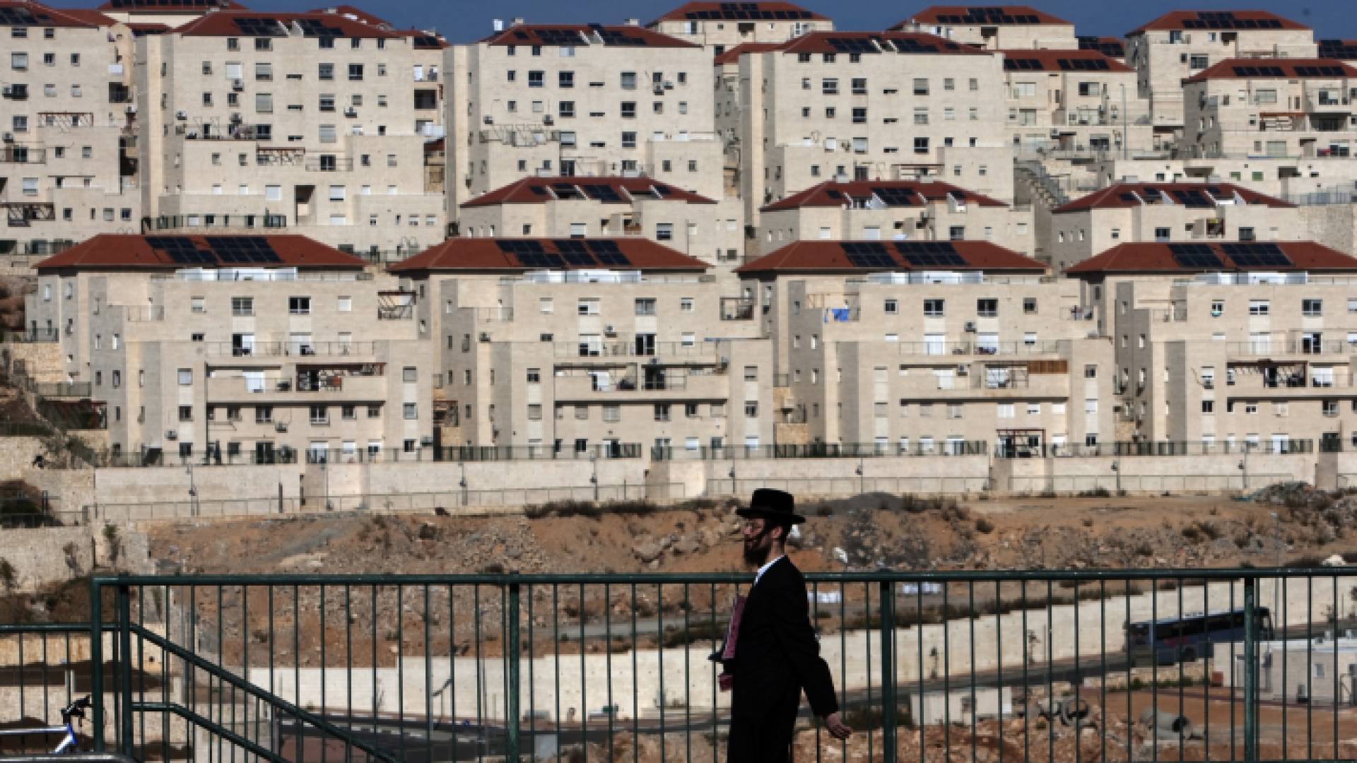 إحدى المستوطنات في الأراضي الفلسطينية المحتلة