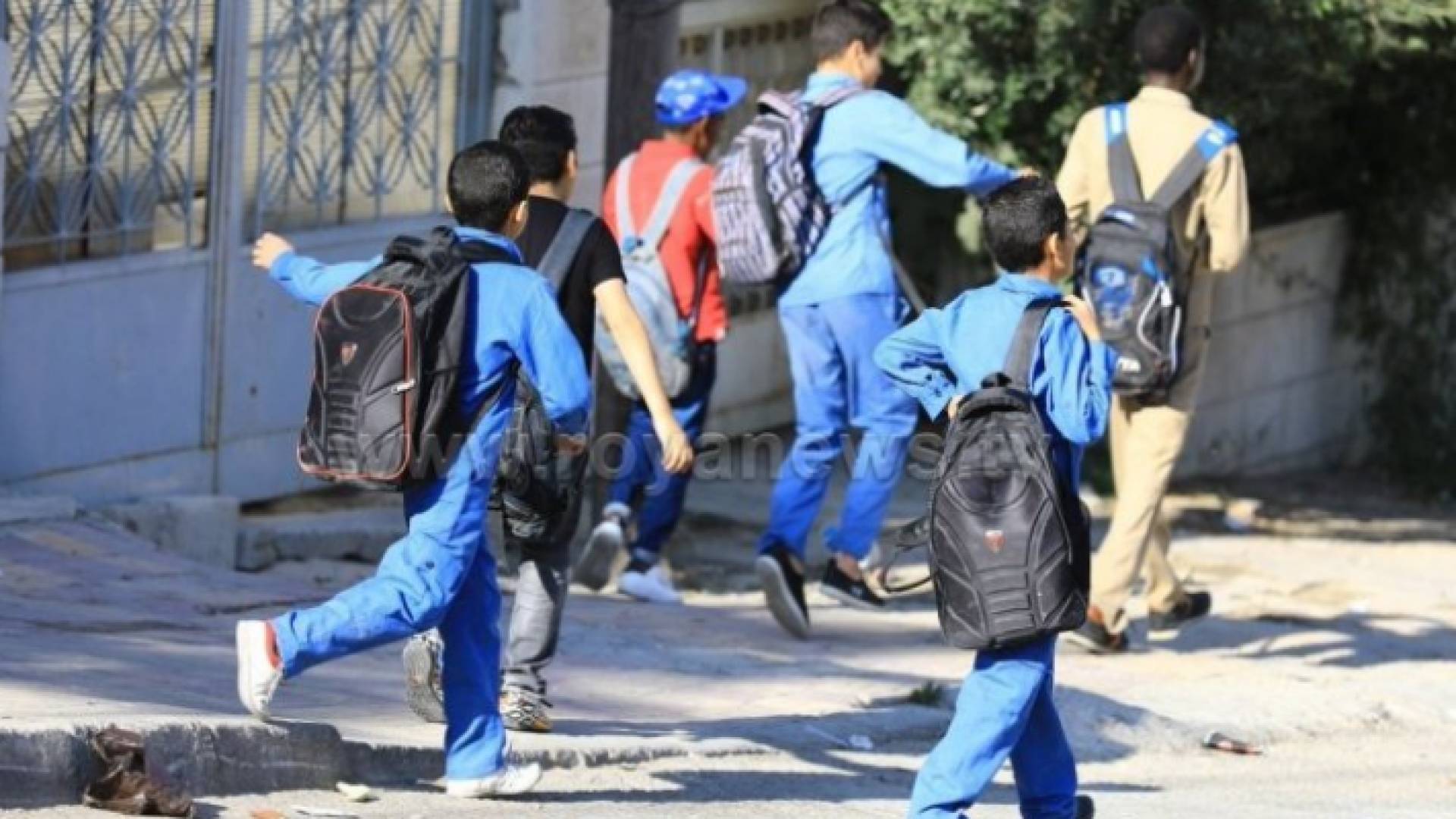 طلبة مدارس في الأردن