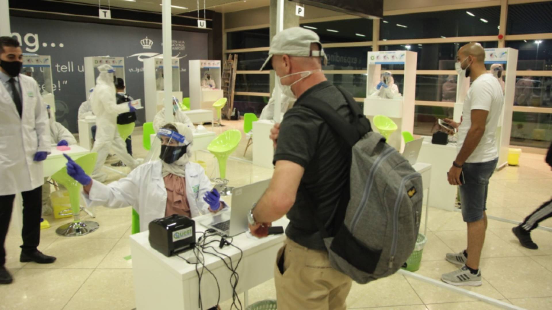 من مطار الملكة علياء الدولي - ارشيفية