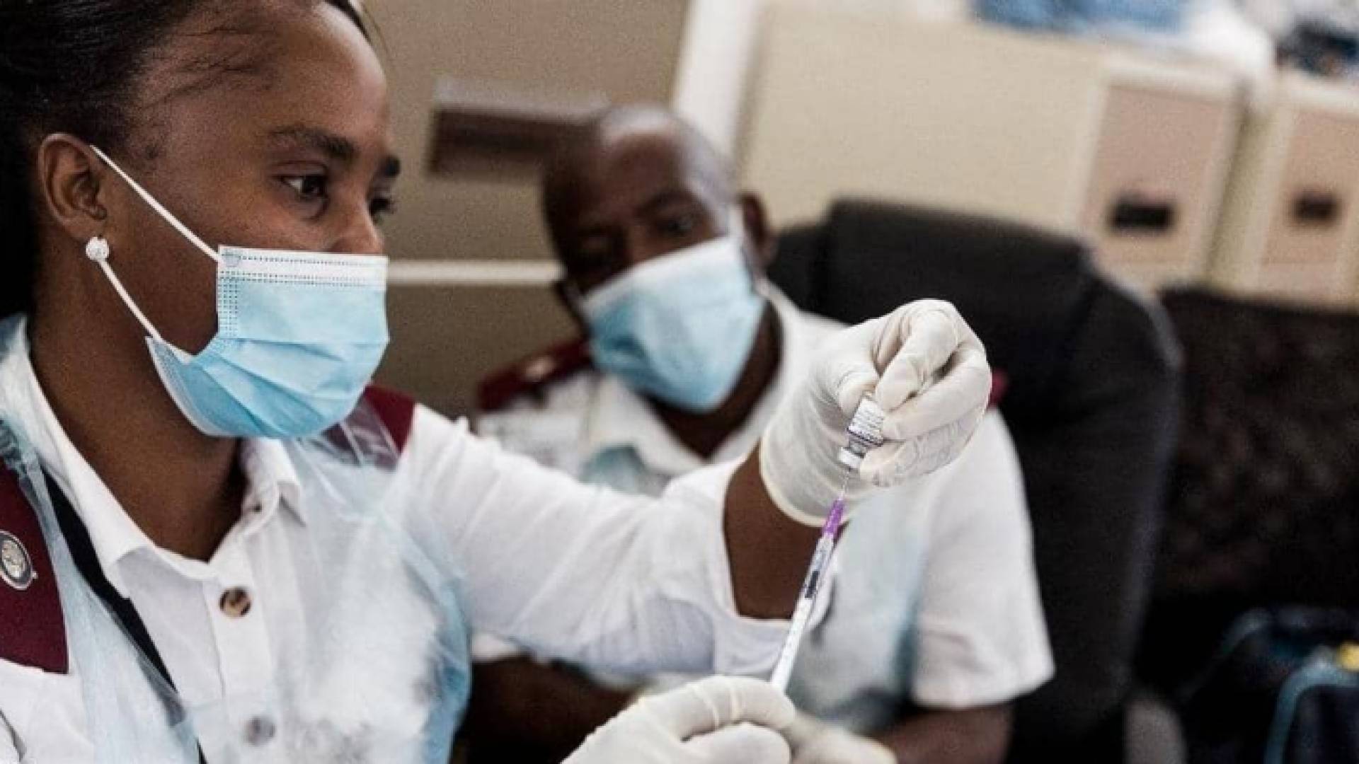 رصدت حالات مؤكدة بالمتحور الجديد في جنوب إفريقيا - ارشيفية