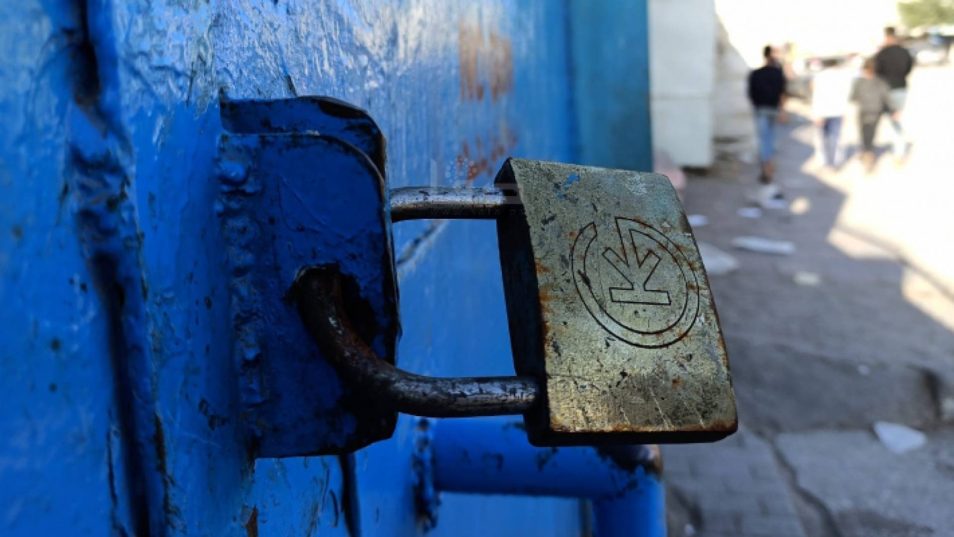 إضراب شامل في مرافق ومؤسسات الأونروا