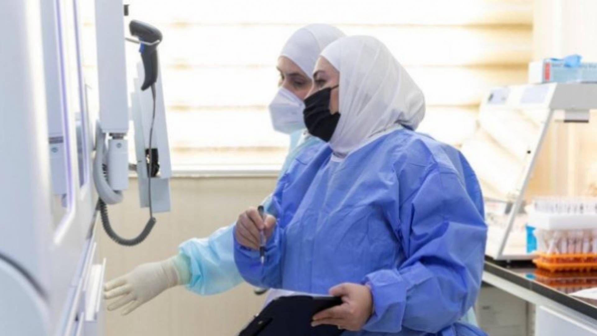 33 وفاة و5661 إصابة بكورونا ونسبة الفحوص 9.67 في المئة