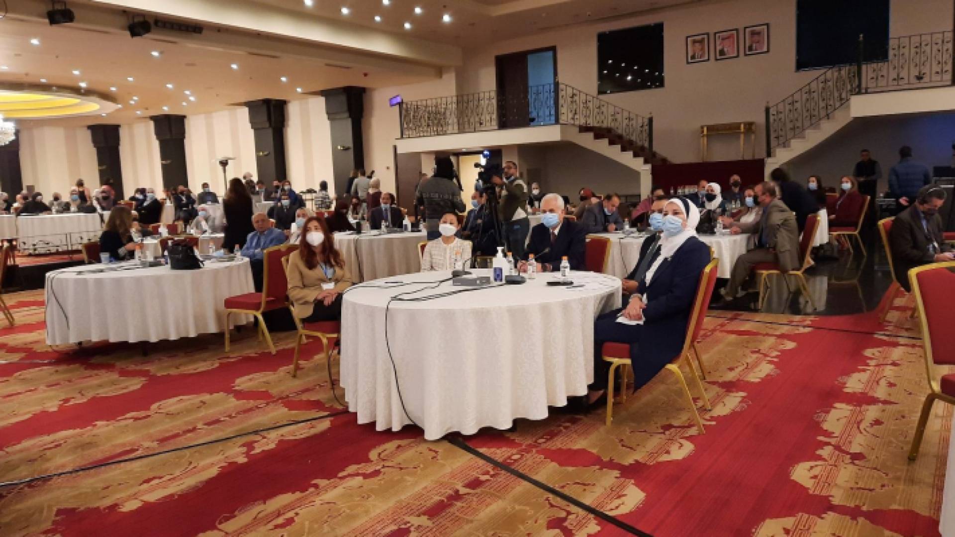 جانب من حوار السياسات التربوية