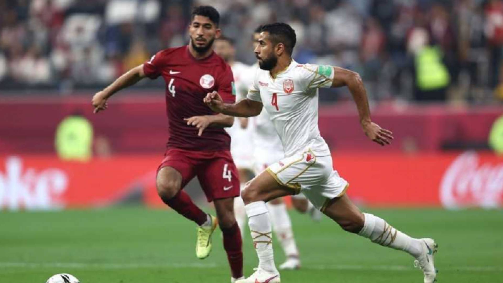 من مباراة قطر والبحرين في كأس العرب