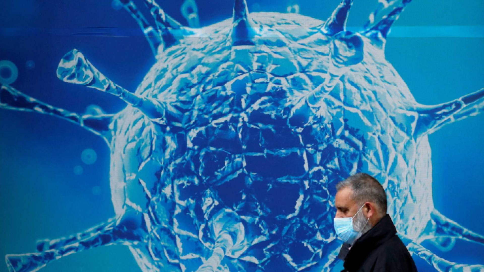 حجاوي: متحور كورونا "أوميكرون" سيتوجه إلى غير المطعمين