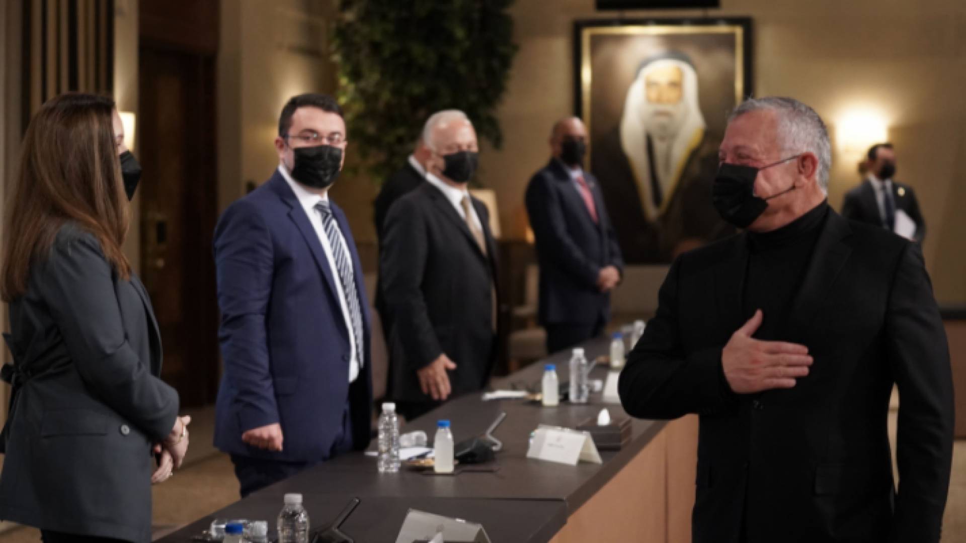 الملك يلتقي أصحاب شركات ناشئة