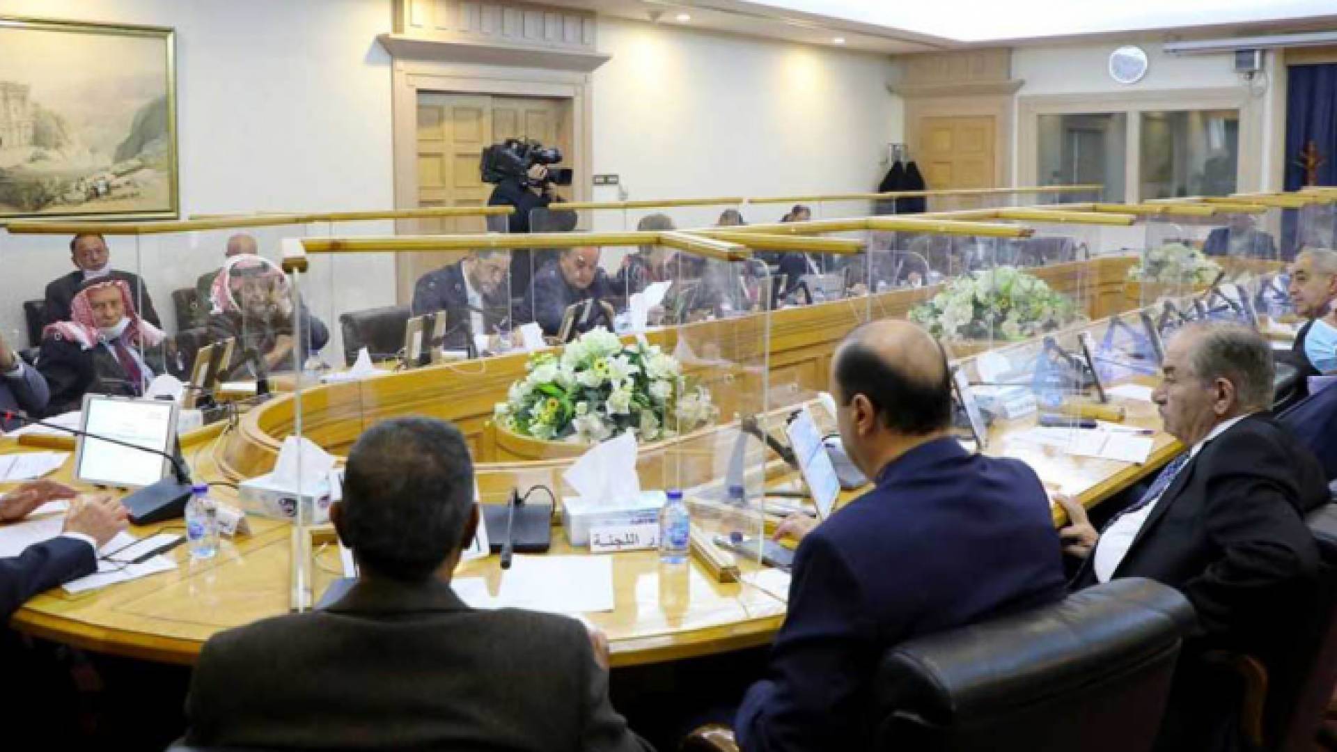 اللجنة القانونية في مجلس الأعيان