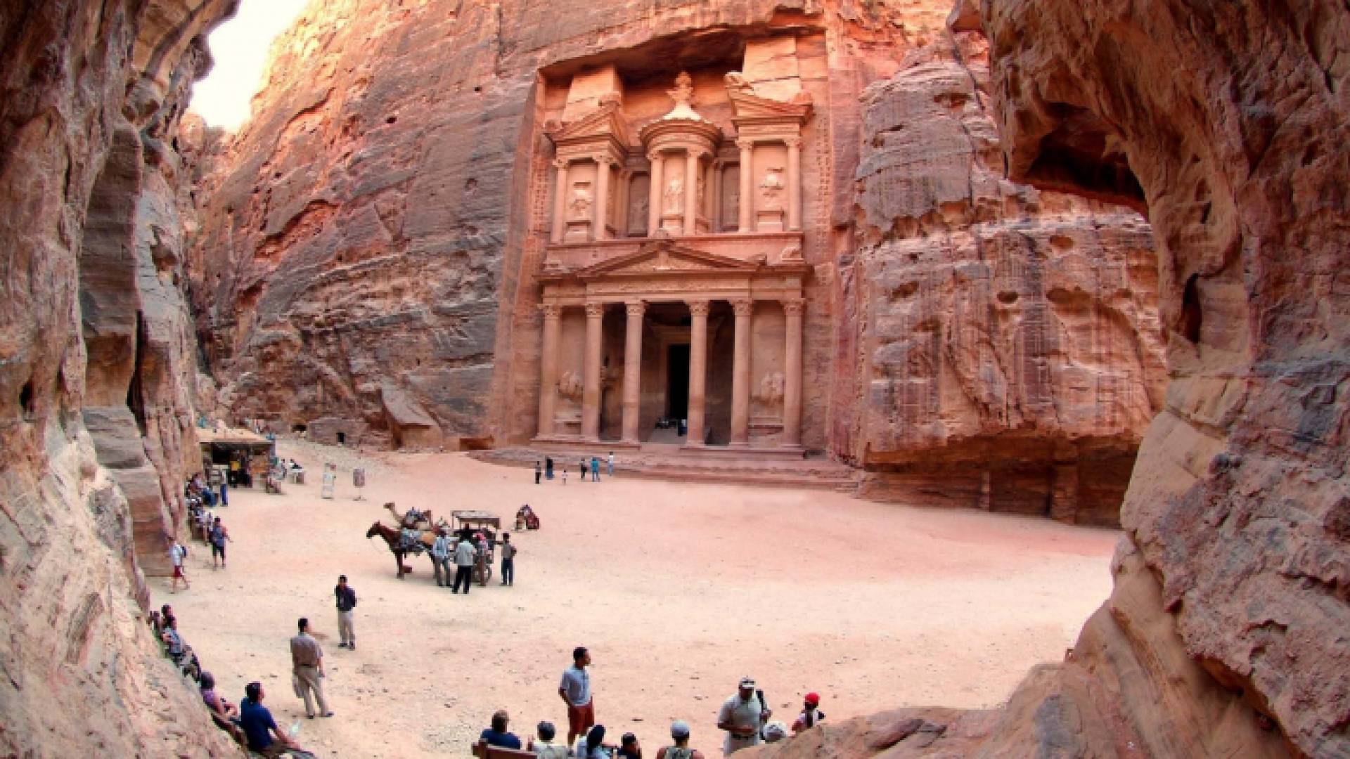 مدينة البترا