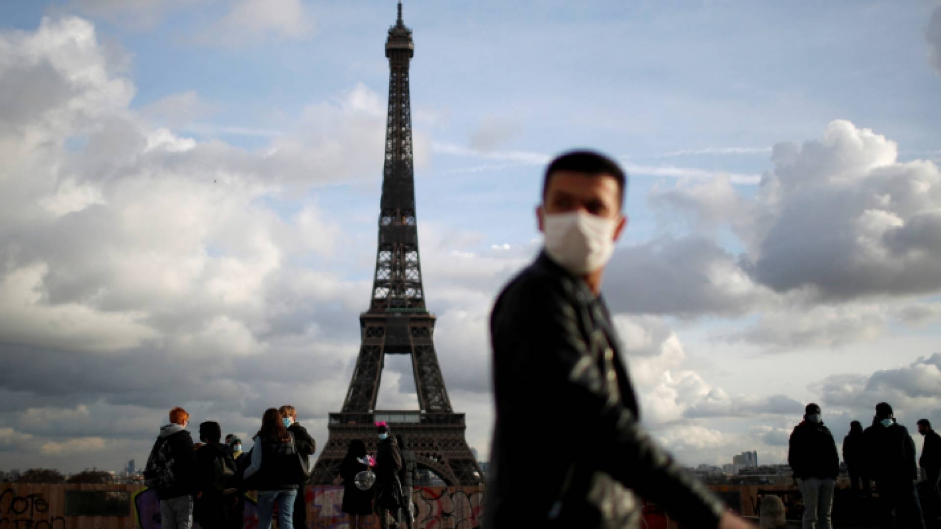 برج إيفل في باريس