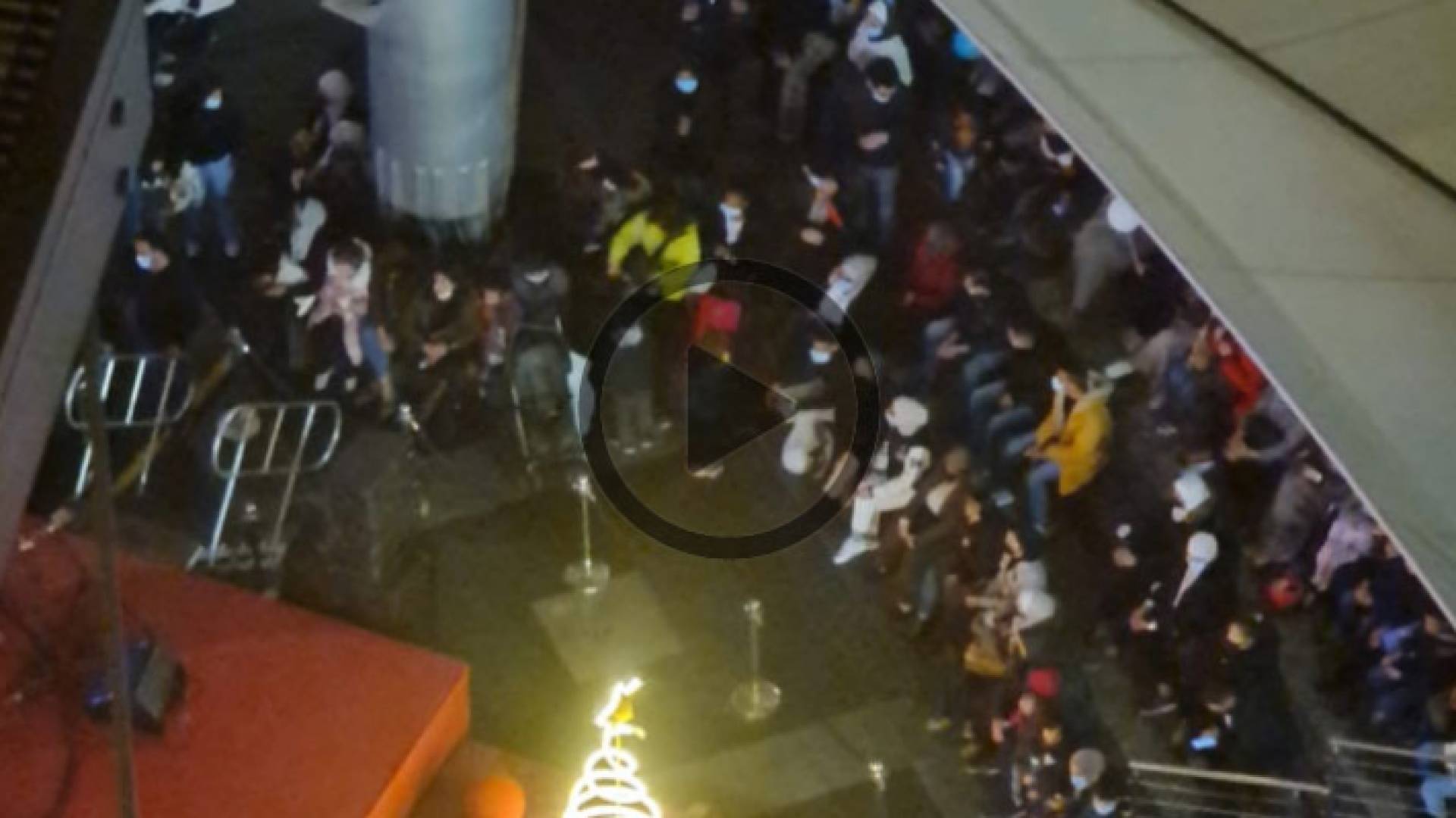 من التجمعات في البوليفارد