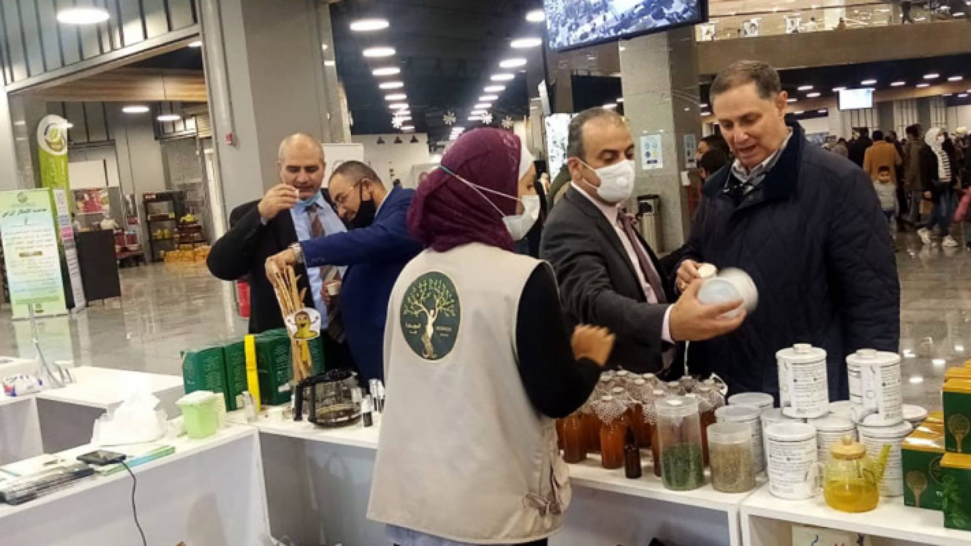 الصورة من مهرجان الزيتون الوطني