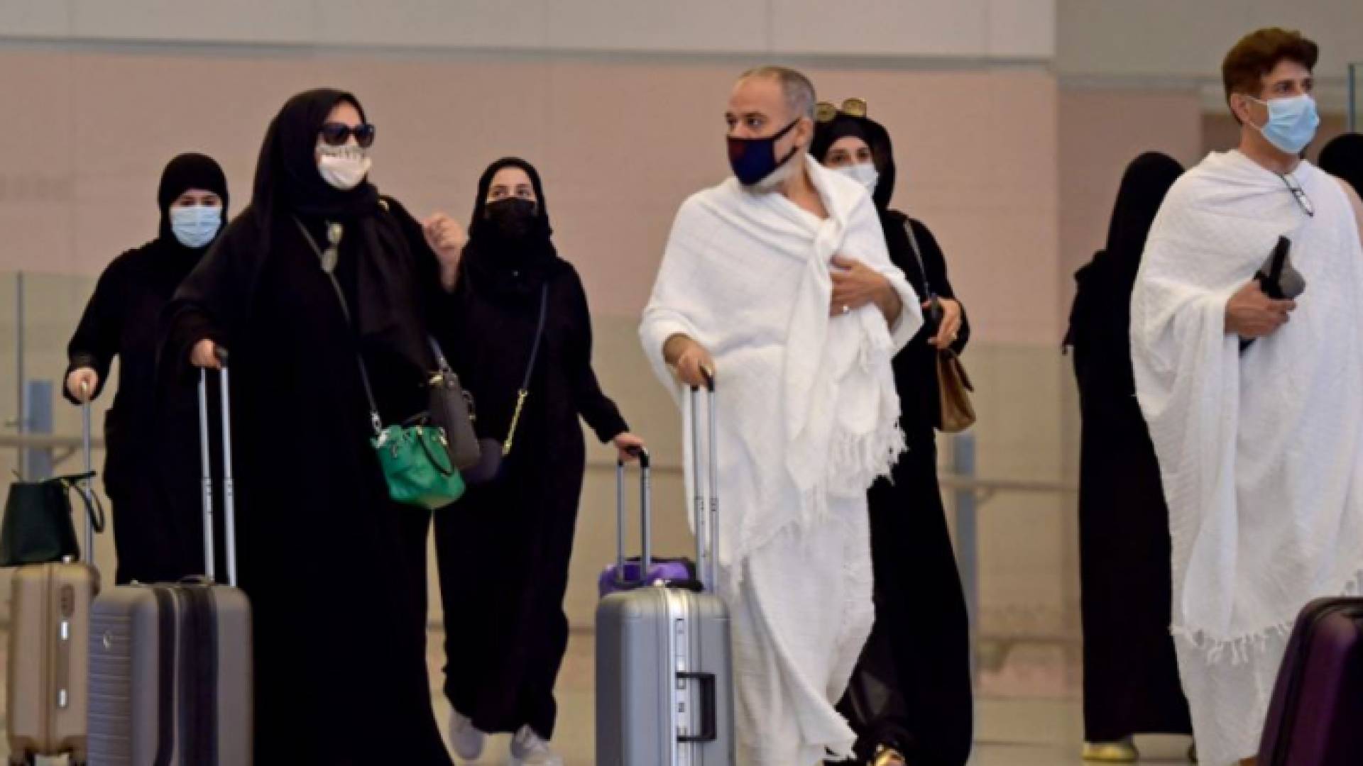 اداء العمرة - تعبيرية