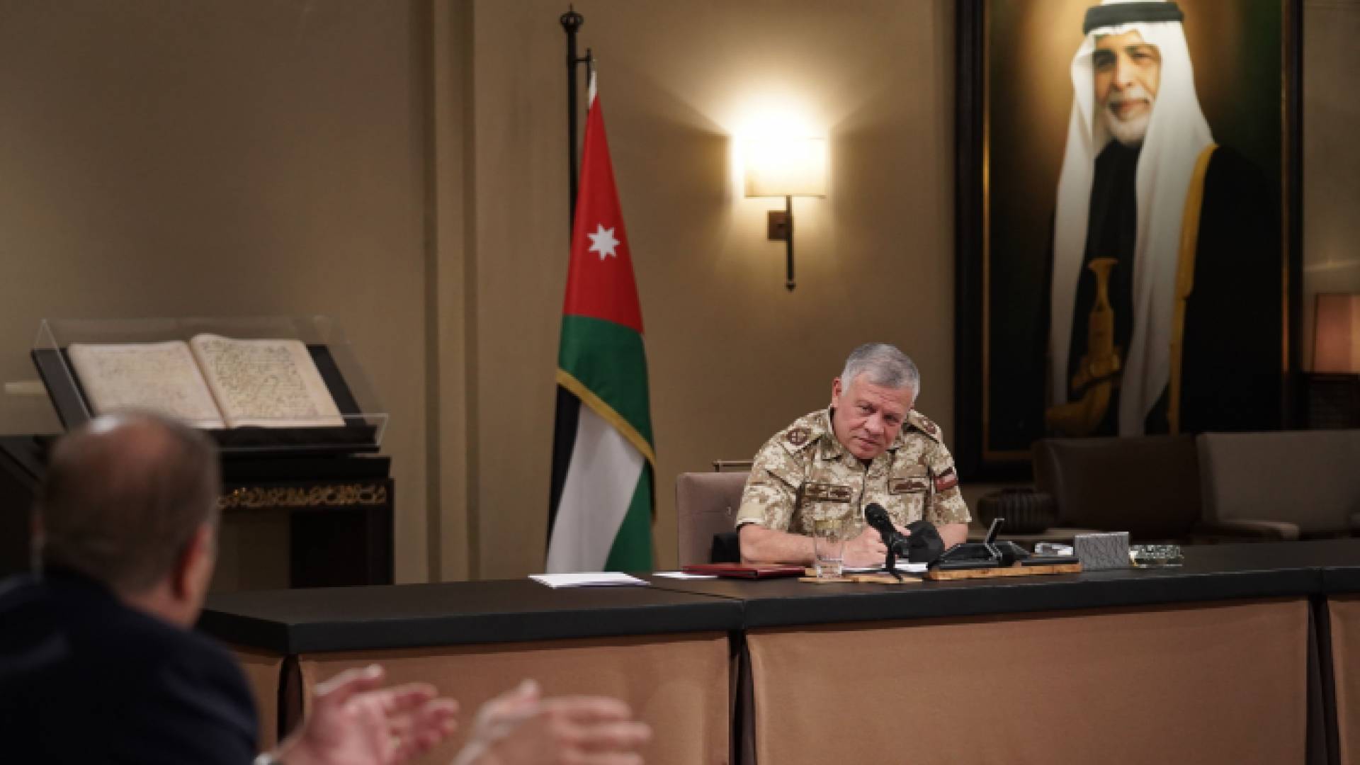 جانب من لقاء جلالة الملك أعضاء المكتب الدائم لمجلس النواب