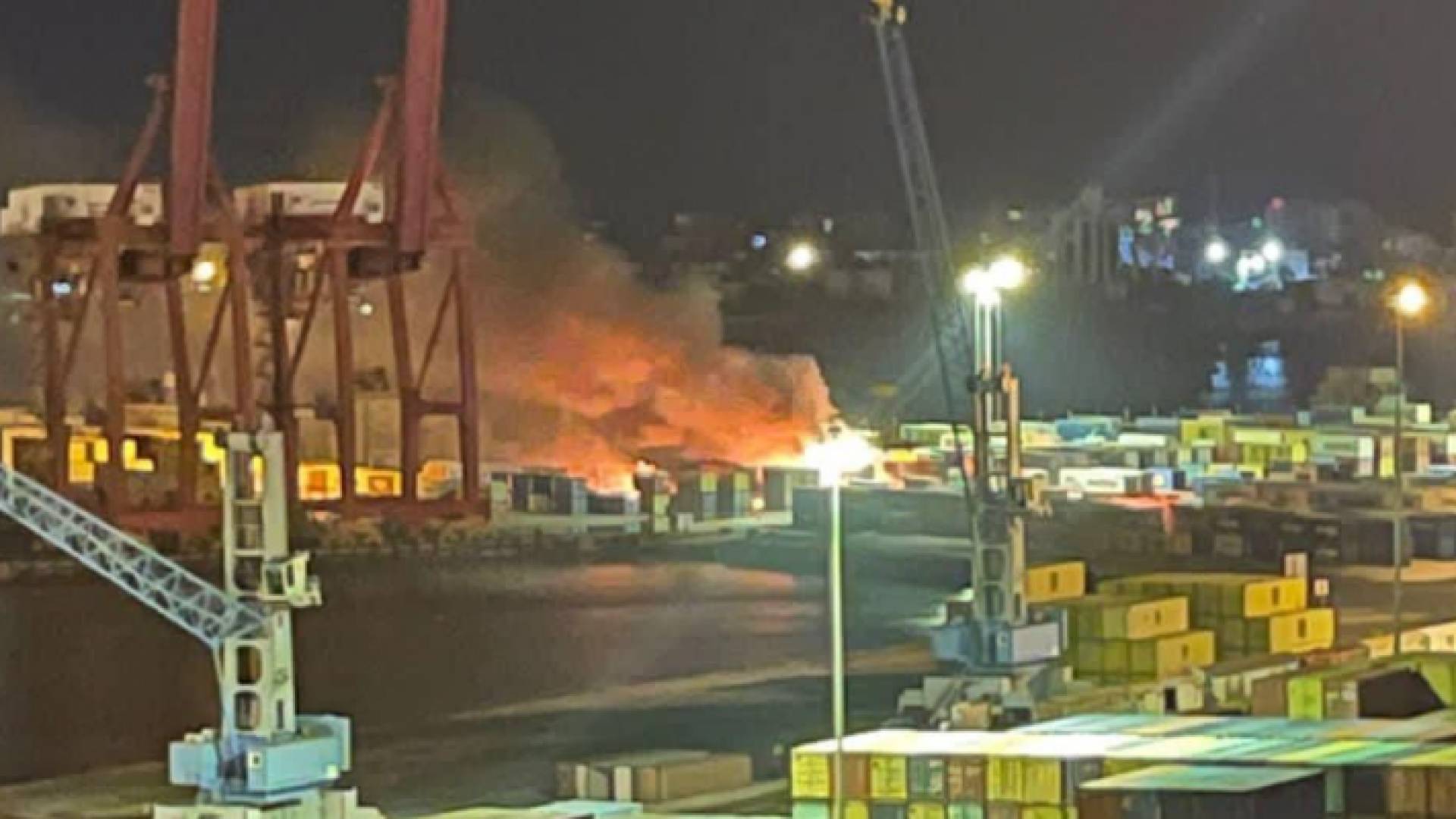 سانا: عدوان إسرائيلي جوي يستهدف محيط مرفأ اللاذقية