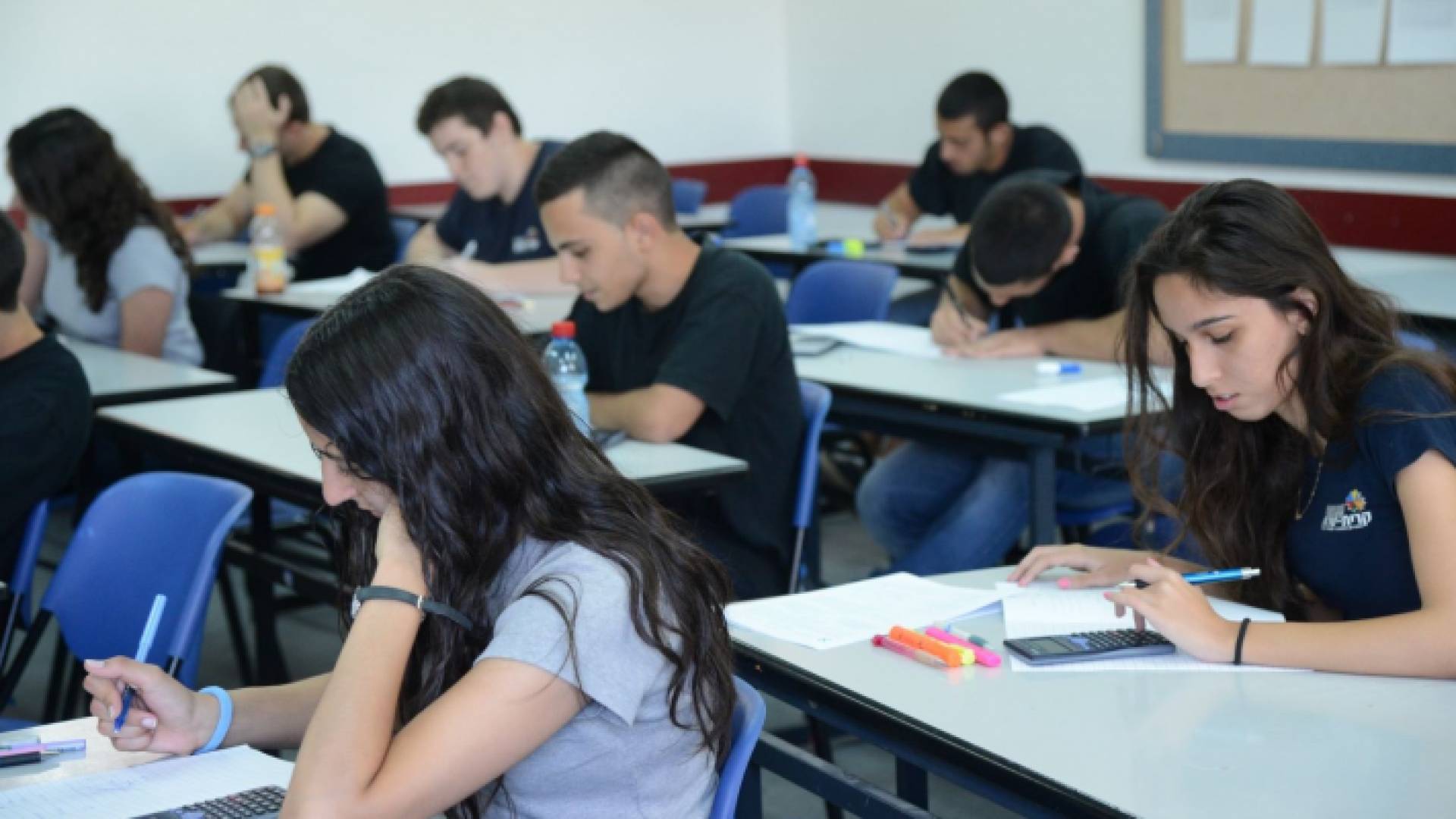 طلبة مدرسة في المغرب