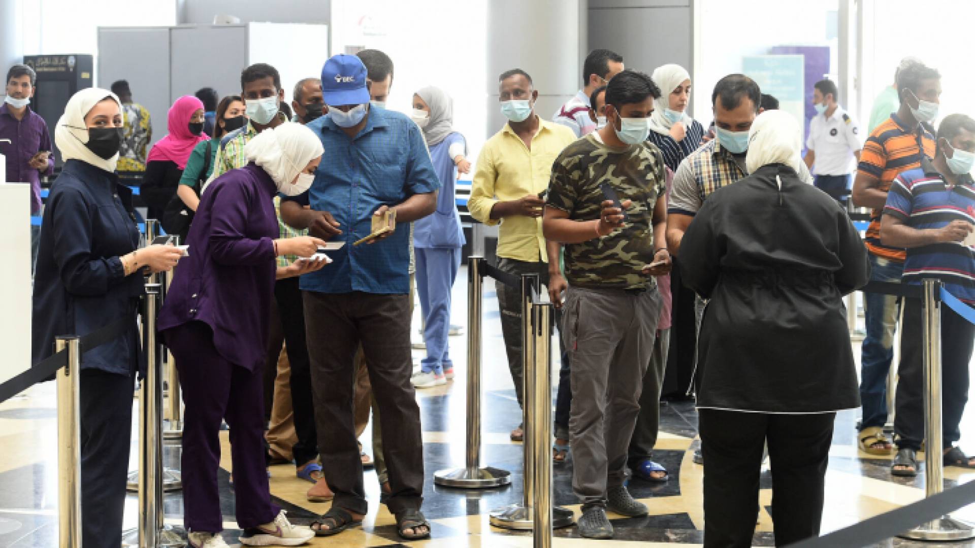 مطار الكويت