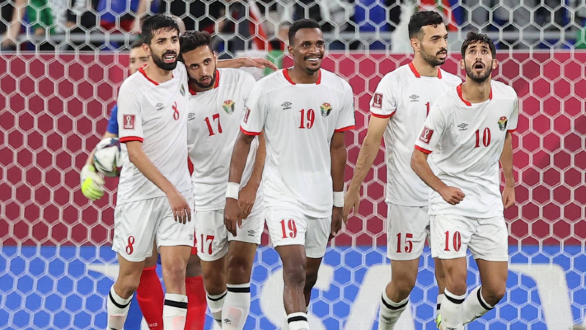 لاعبو المنتخب الوطني لكرة القدم